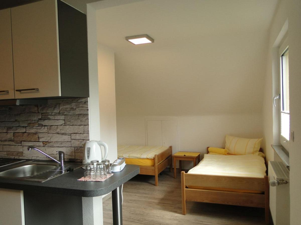 法伦达尔 Haus St. Josef旅舍 外观 照片
